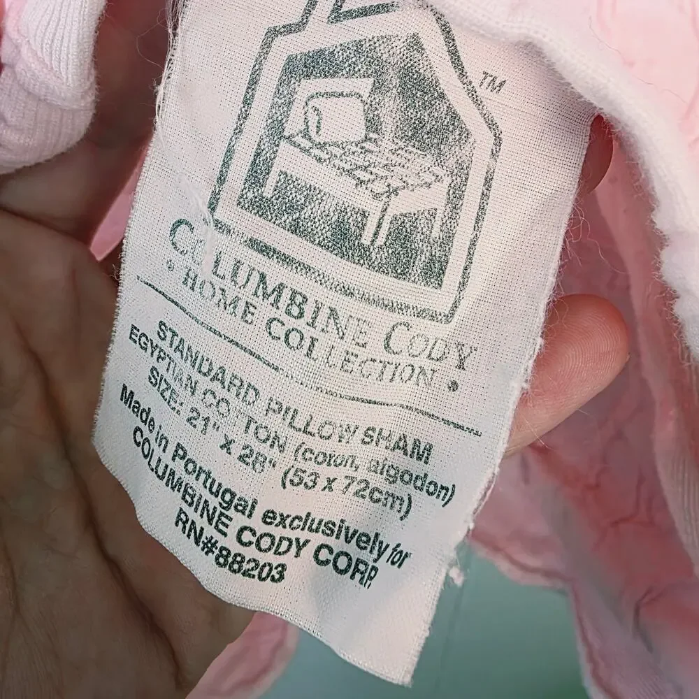 VNT Columbine Cody Pillow Sham 21x28 Pink Floral Scalloped Cottagecore Coquette